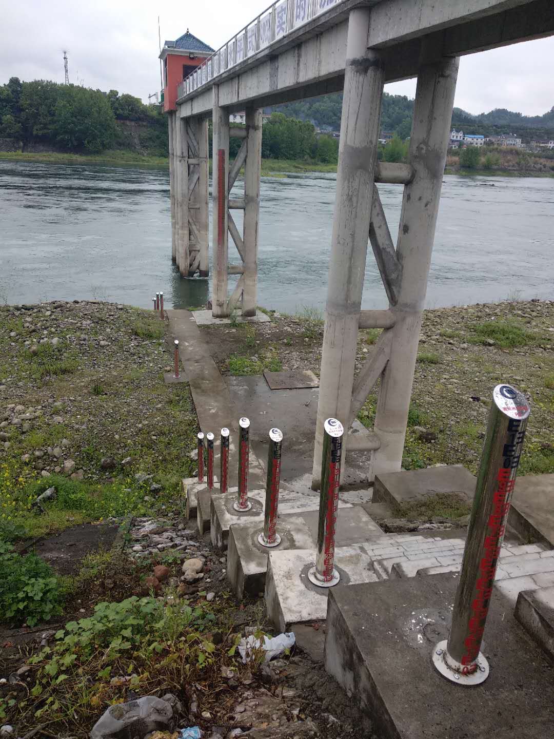 定制各種水尺，不銹鋼圓柱水尺
